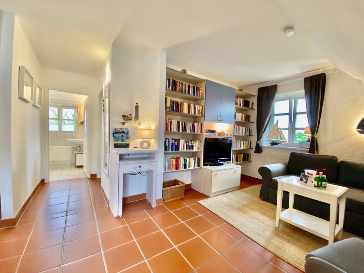 Strandnahe Ferienwohnung Ruegen Dranske Esterno foto