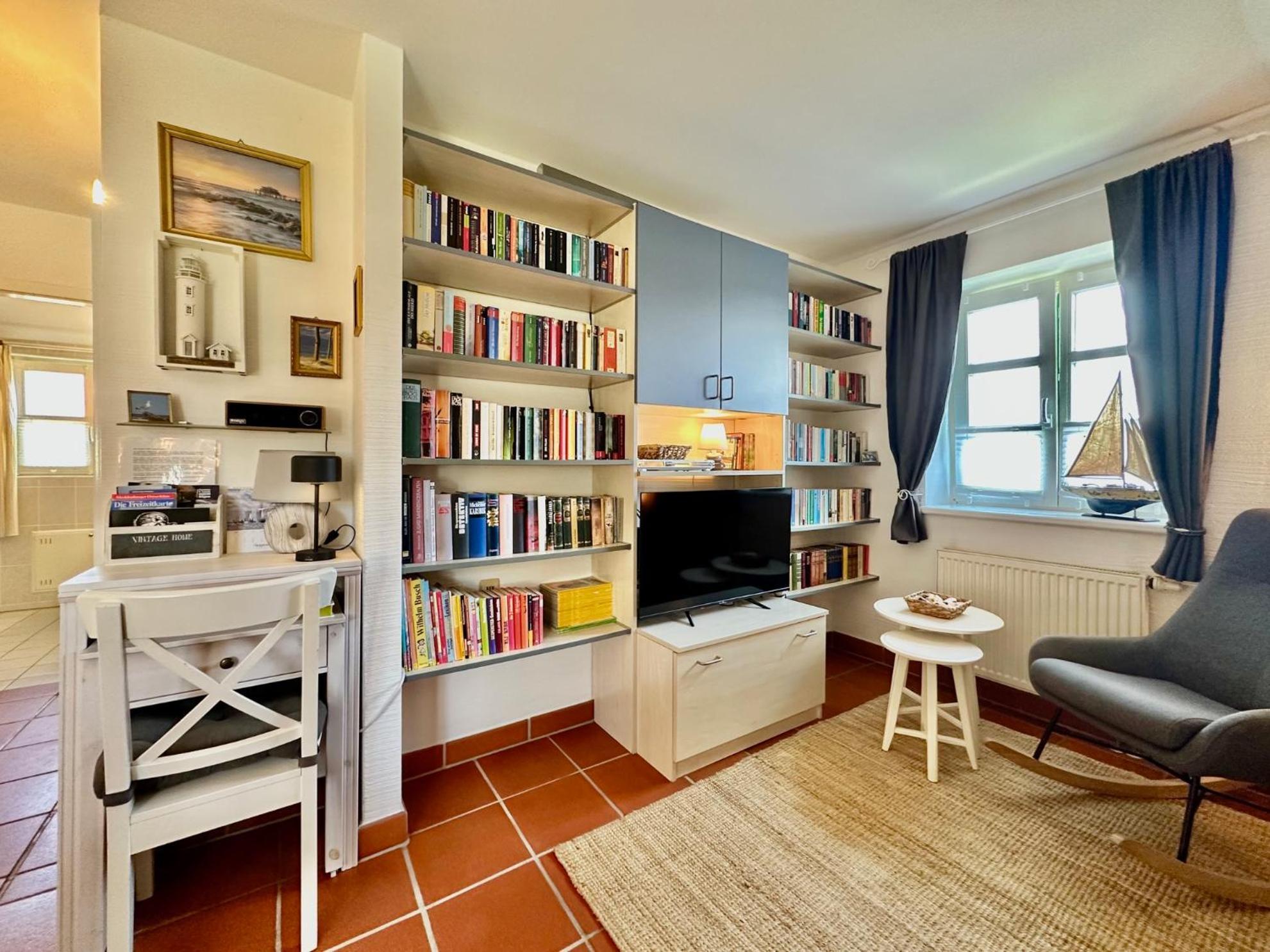 Strandnahe Ferienwohnung Ruegen Dranske Esterno foto