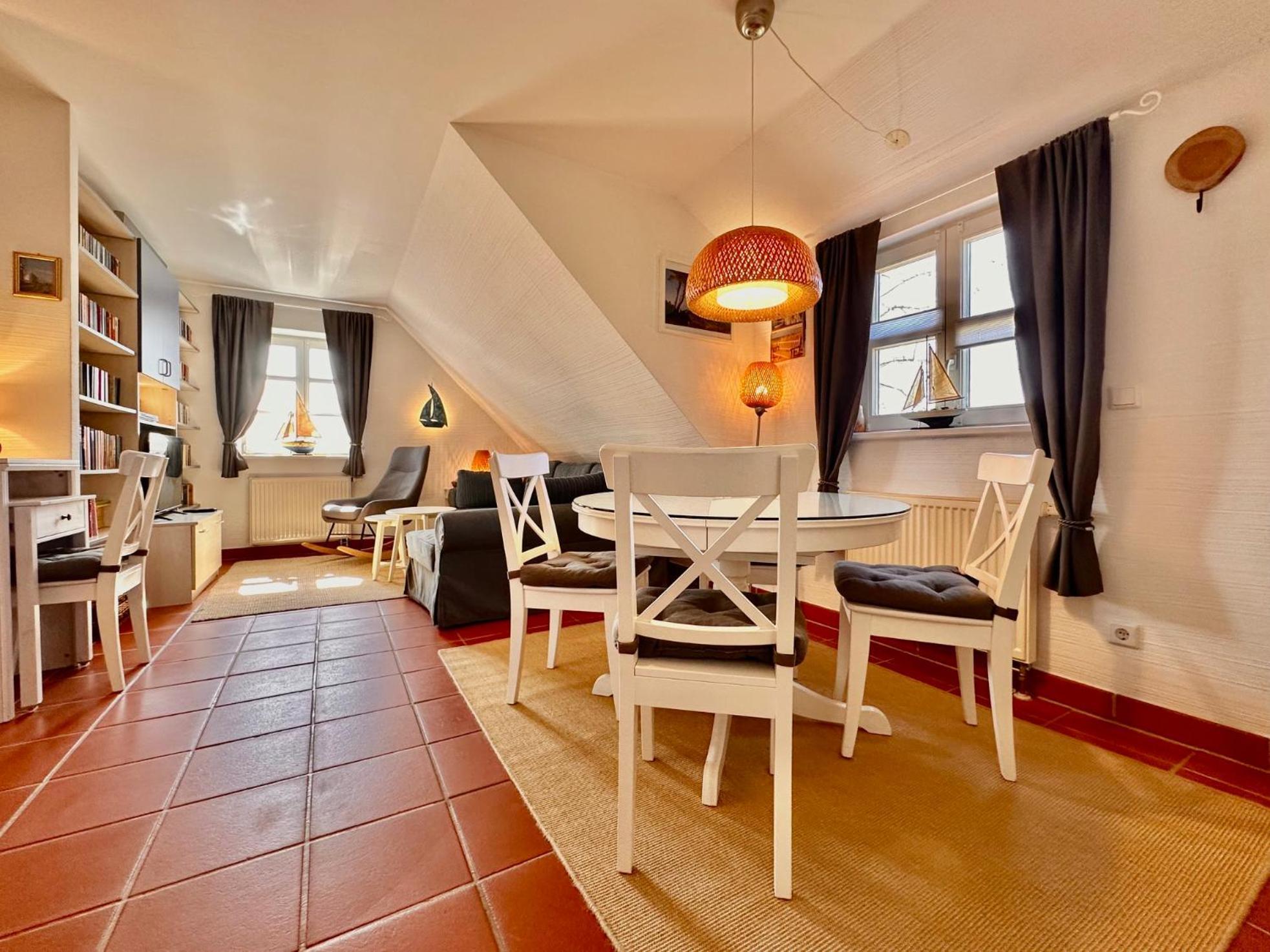 Strandnahe Ferienwohnung Ruegen Dranske Esterno foto
